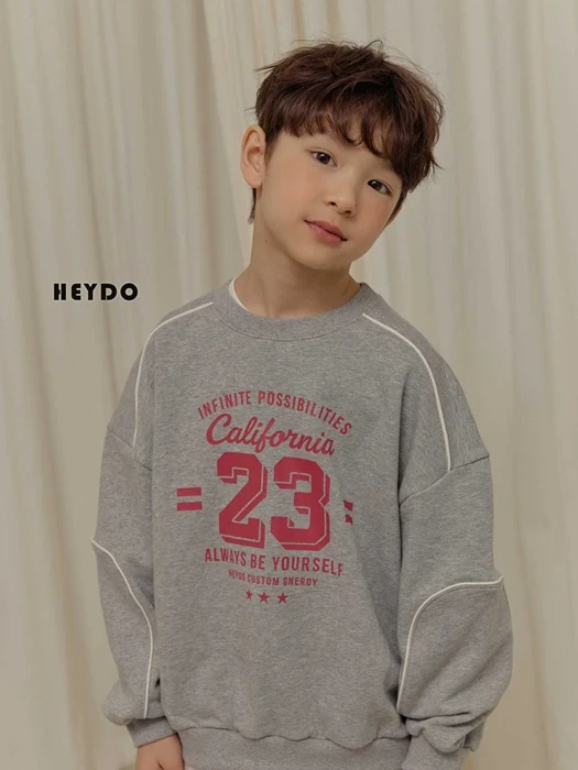 23 Line Sweatshirt