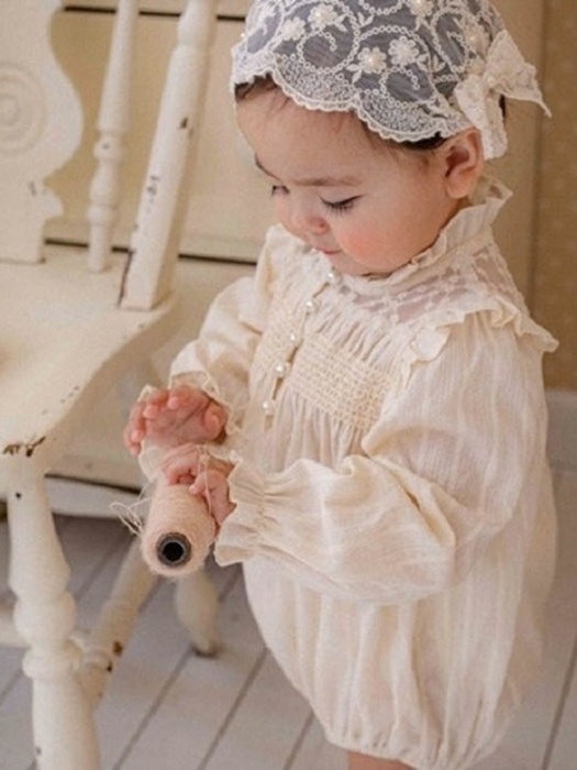 Alice Smocking Suit (Cream) Alice Smocking Suit (Cream)