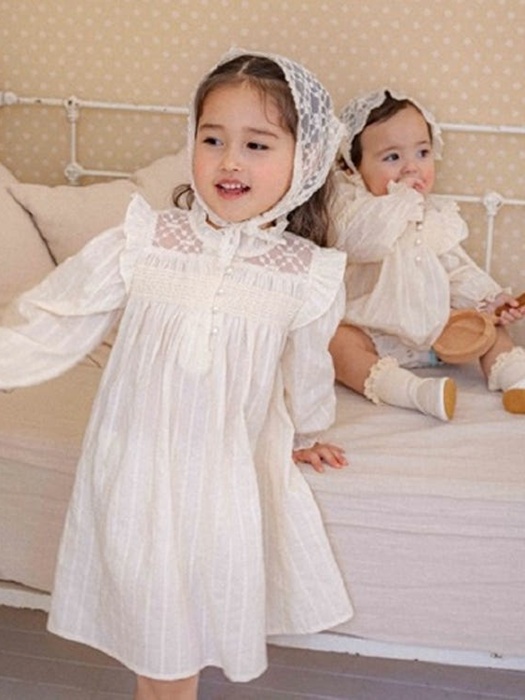 Alice Smocking Kids One-piece (Cream) Alice Smocking Kids One-piece (Cream)