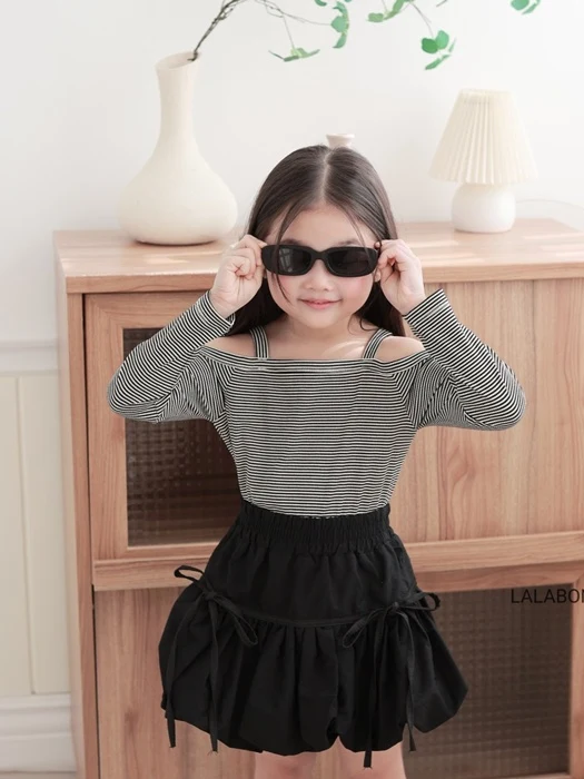 Off-Shoulder Tee