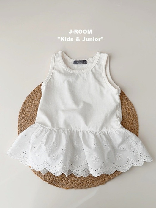 Punching Lace Sleeveless Top Punching Lace Sleeveless Top