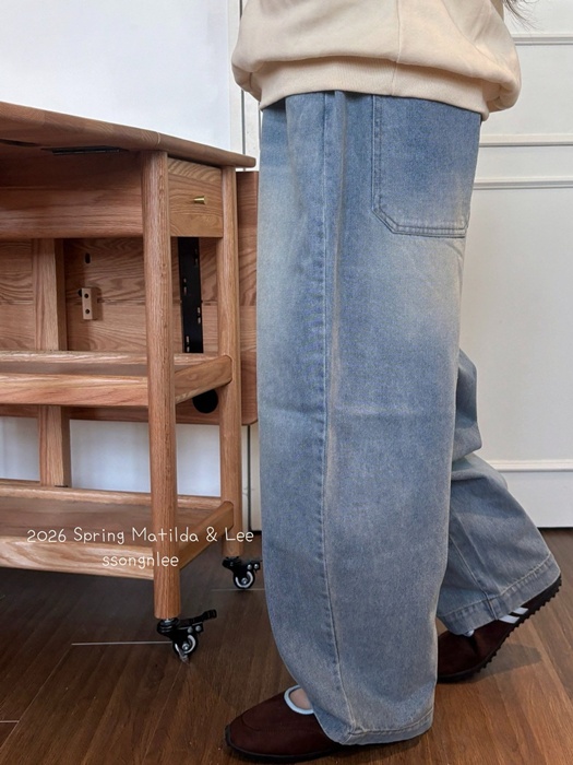 Curve Wide Denim Pants