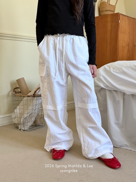 String Pocket Pants