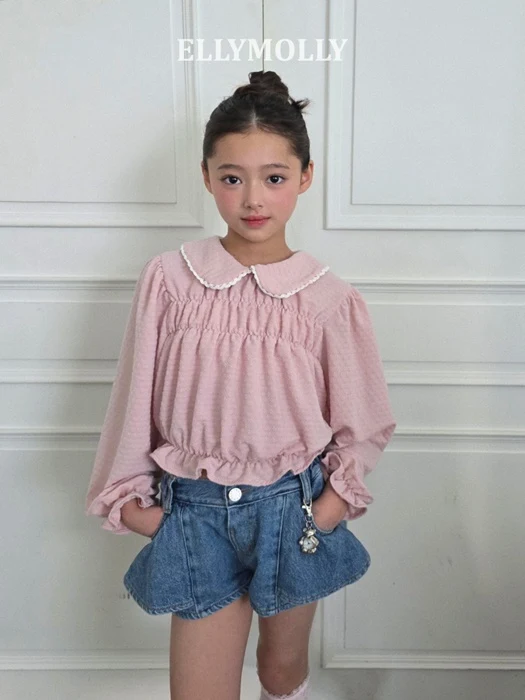 Laura Rounded Collar Blouse