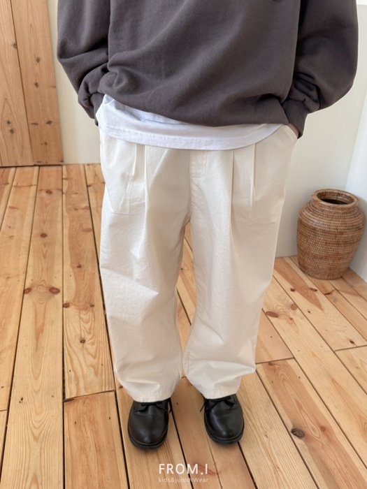 Wide Two-Tuck Cotton Pants Wide Two-Tuck Cotton Pants