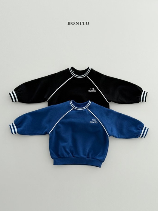 Double-Line Raglan Sweatshirt Double-Line Raglan Sweatshirt