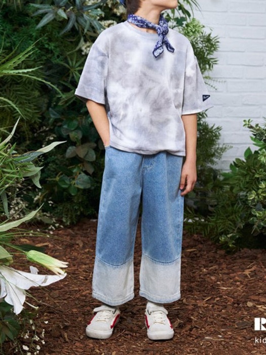 Under-Washed Jeans