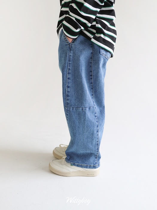 Curved Stretch Denim Pants Curved Stretch Denim Pants
