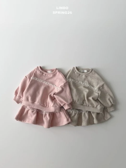 Frill Lace Set (Sweatshirt + Skirt) Frill Lace Set (Sweatshirt + Skirt)