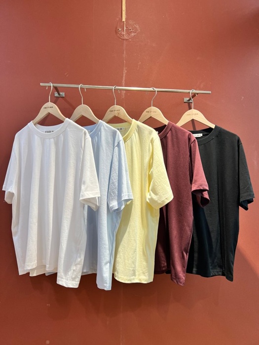 Silket Basic Short Sleeve Tee Silket Basic Short Sleeve Tee
