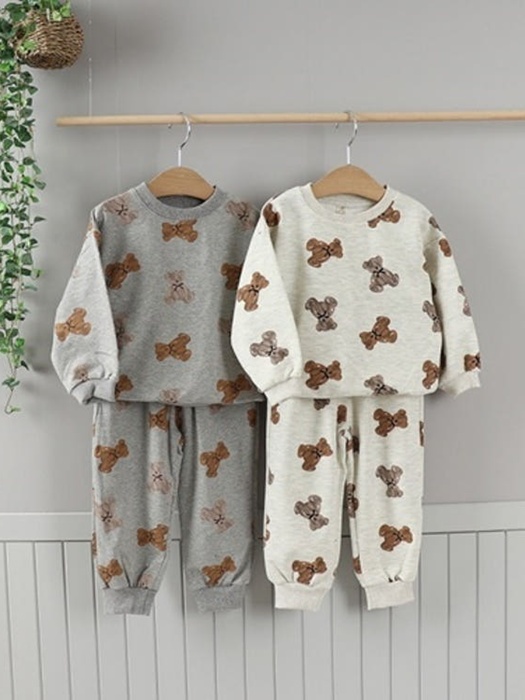 Bear Pattern Top Bottom Set Bear Pattern Top Bottom Set