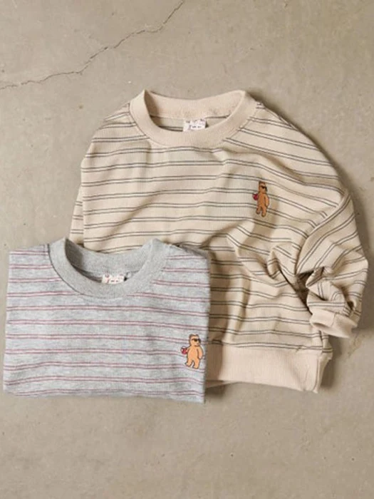 Tencel Sunglass Bear Sweatshirt