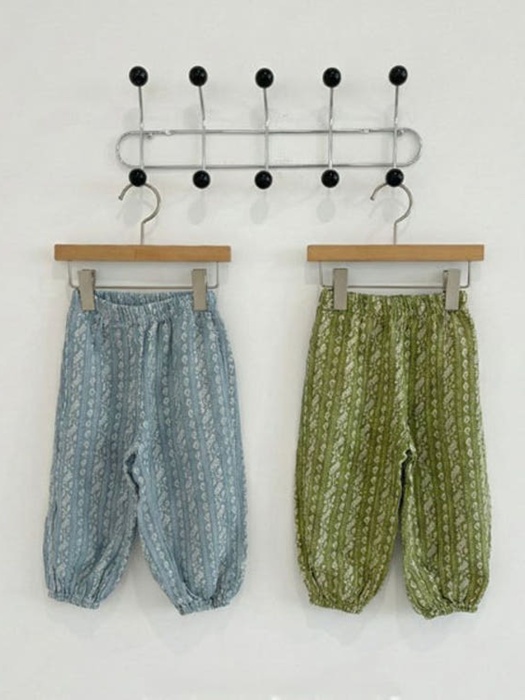 Leaf Jogger Pants