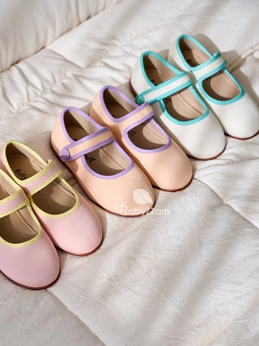 Lilis Flat Lilis Flat