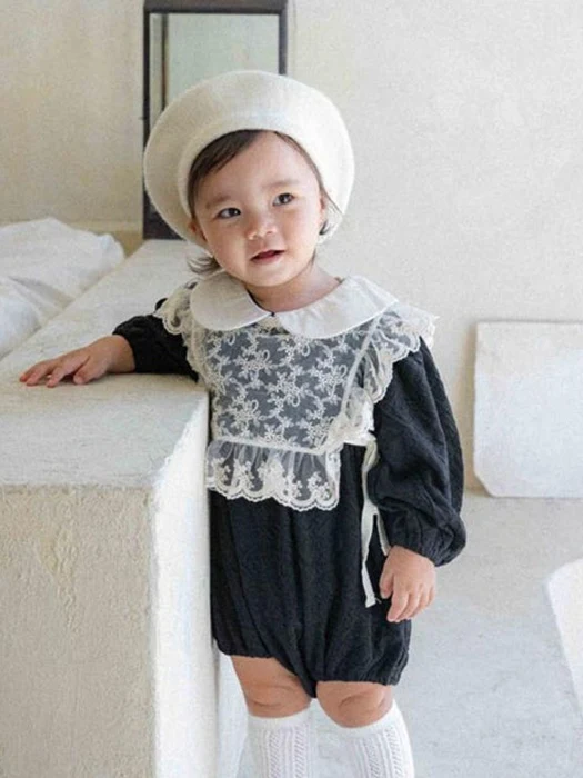 Lace Frill Vest