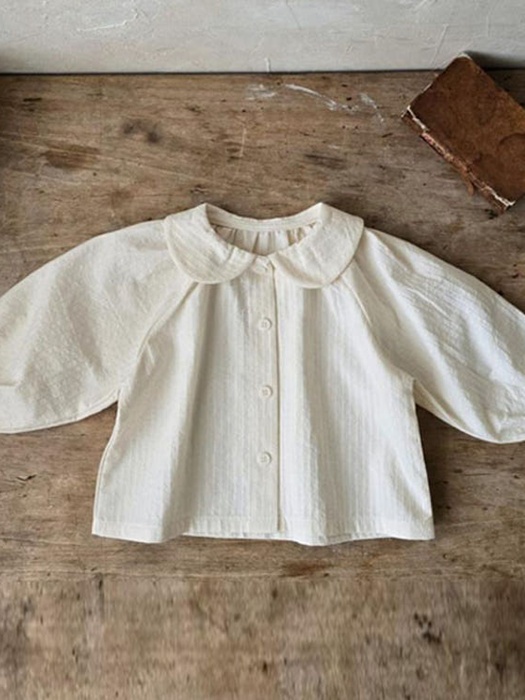 Round Collar Blouse Round Collar Blouse