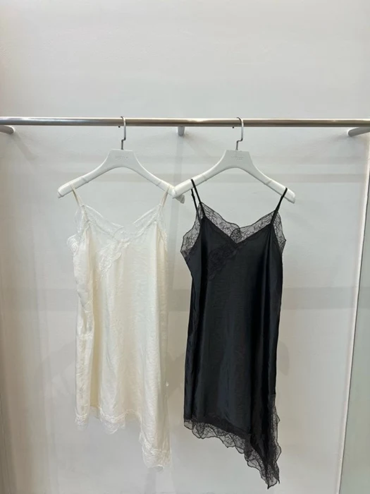 Nooze One-piece Nooze One-piece