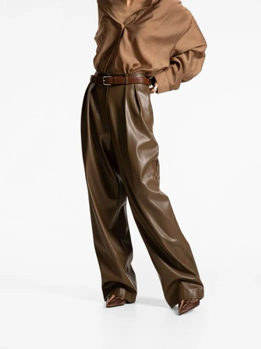 Low Waisted Double Pleats Wide Trousers Low Waisted Double Pleats Wide Trousers