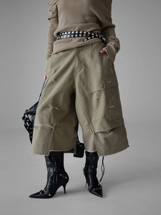 Vintage Cut-Off Bermuda Pants Vintage Cut-Off Bermuda Pants