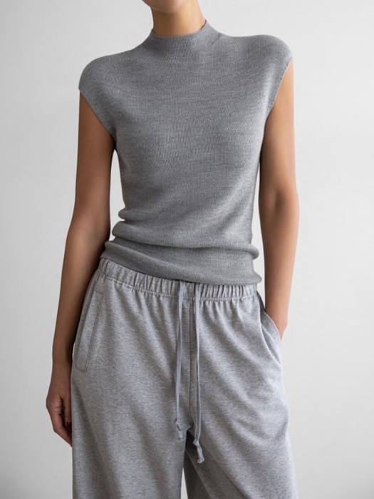 Classic Wholegarment Sleeveless Knit Classic Wholegarment Sleeveless Knit