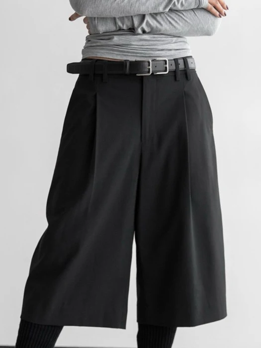 Classic Wide Fit Bermuda Trousers Classic Wide Fit Bermuda Trousers