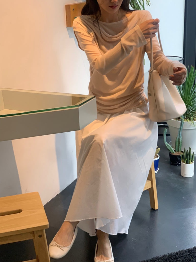 Afarrier - Korean Women Fashion - #momslook - Tone-On-Tone Drape Tee - 5