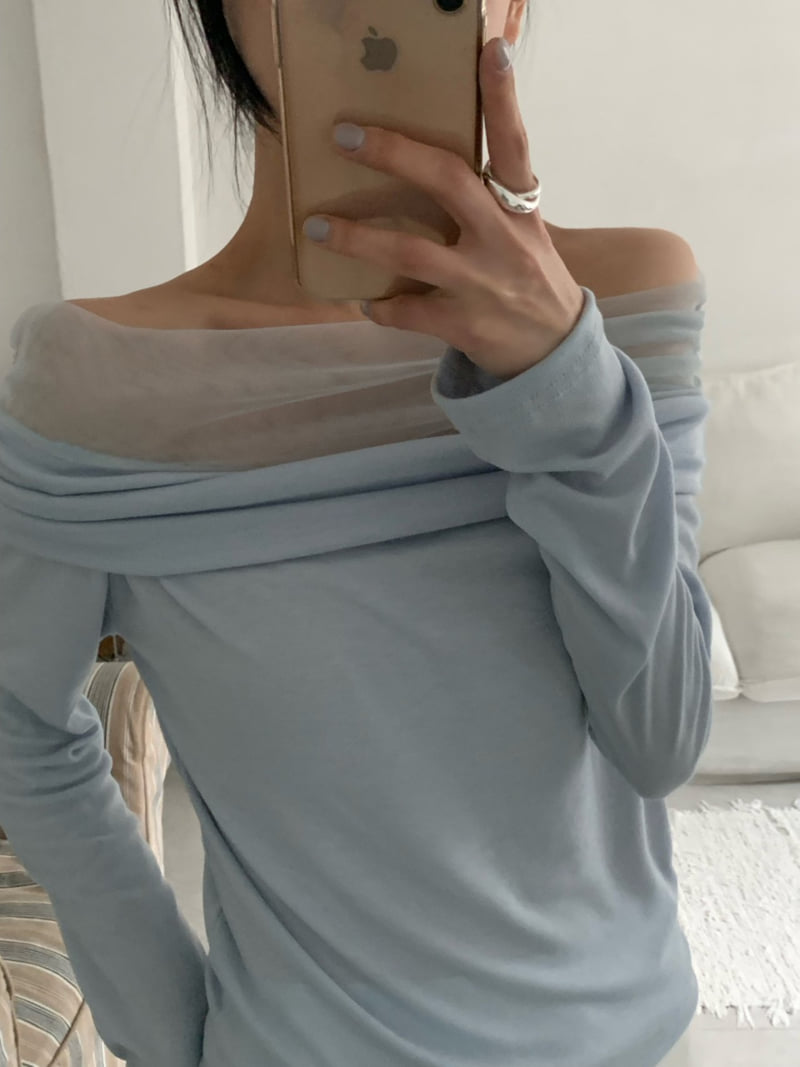 Afarrier - Korean Women Fashion - #momslook - Rosanna Mesh Off-Shoulder Tee - 10