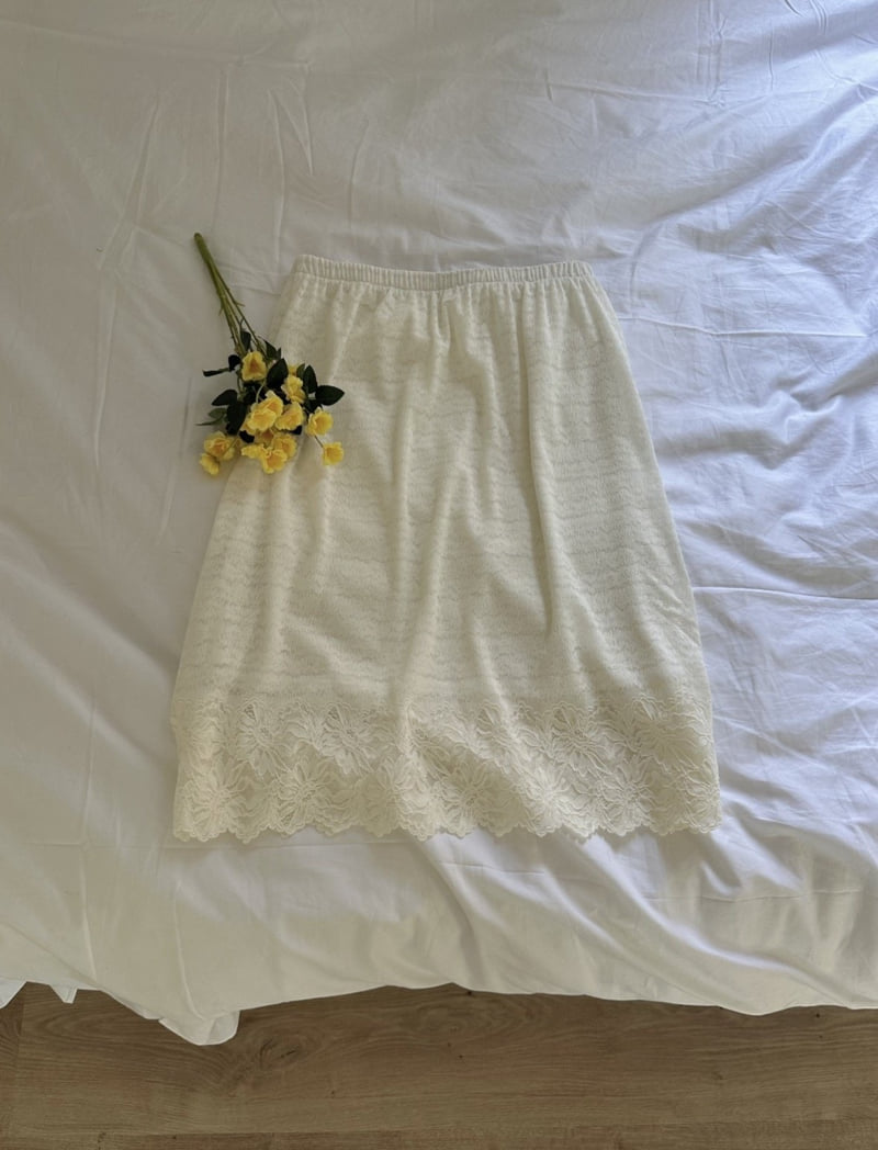Afarrier - Korean Women Fashion - #momslook - Flower Lace Skirt