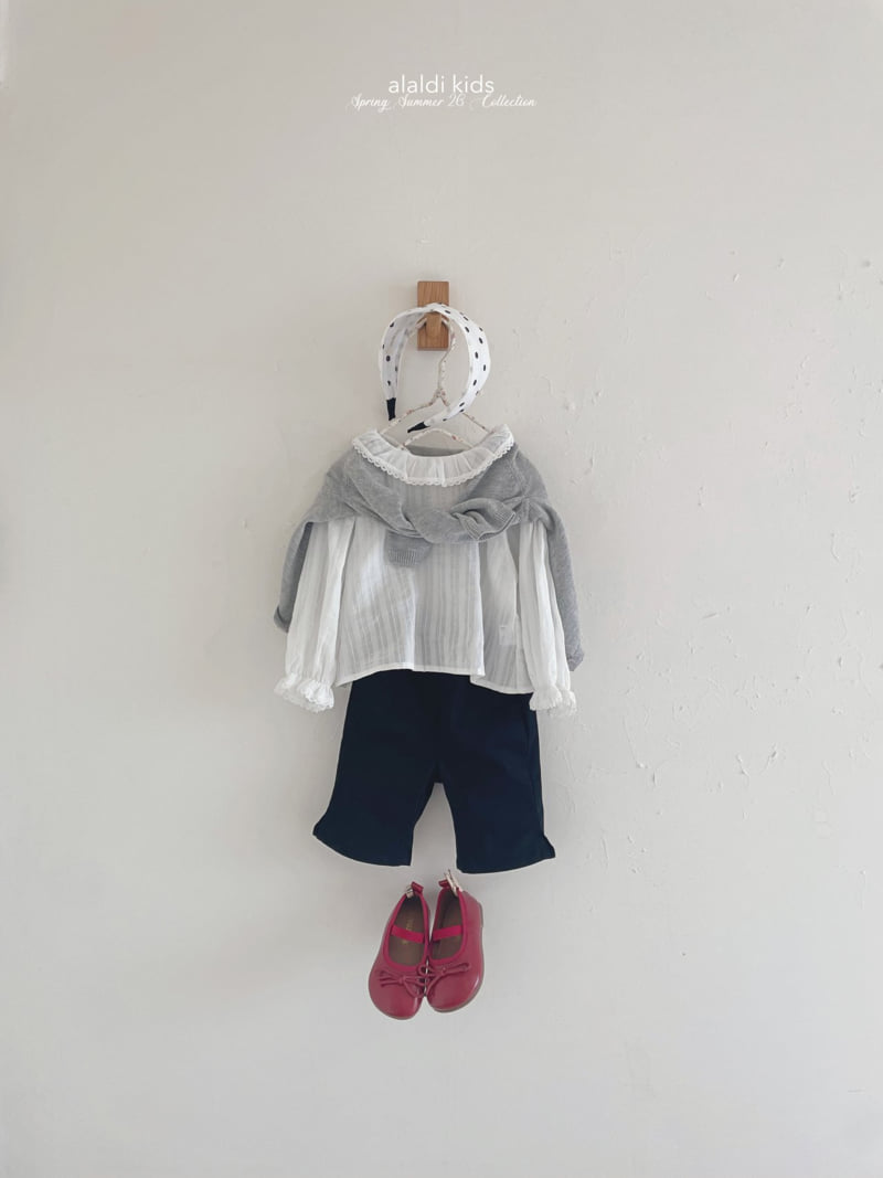 Aladin - Korean Baby Fashion - #babygirlfashion - Cropped Mini Bootcut Pants - 5