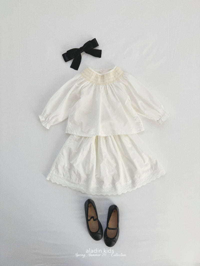 Aladin - Korean Baby Fashion - #babyoutfit - Smocked Blouse - 5