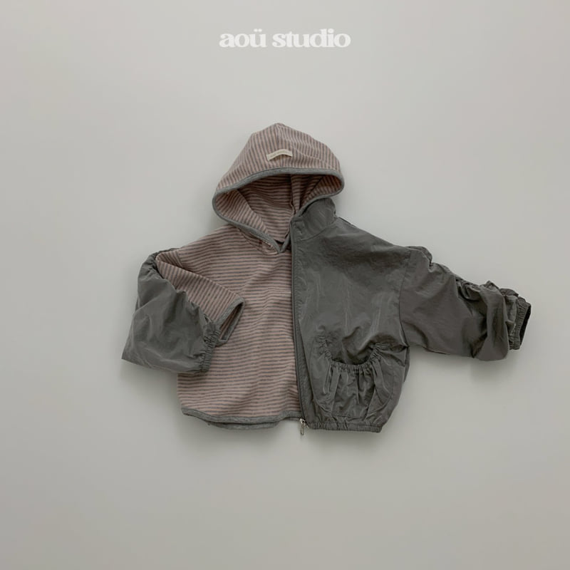 Shirring Windbreaker by Aou Studio for Baby - view 10