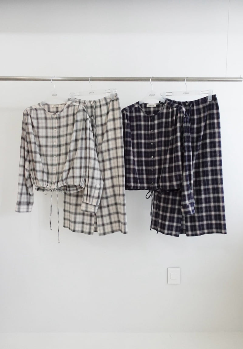 Awear - Korean Women Fashion - #momslook - I Am Blouse - 5