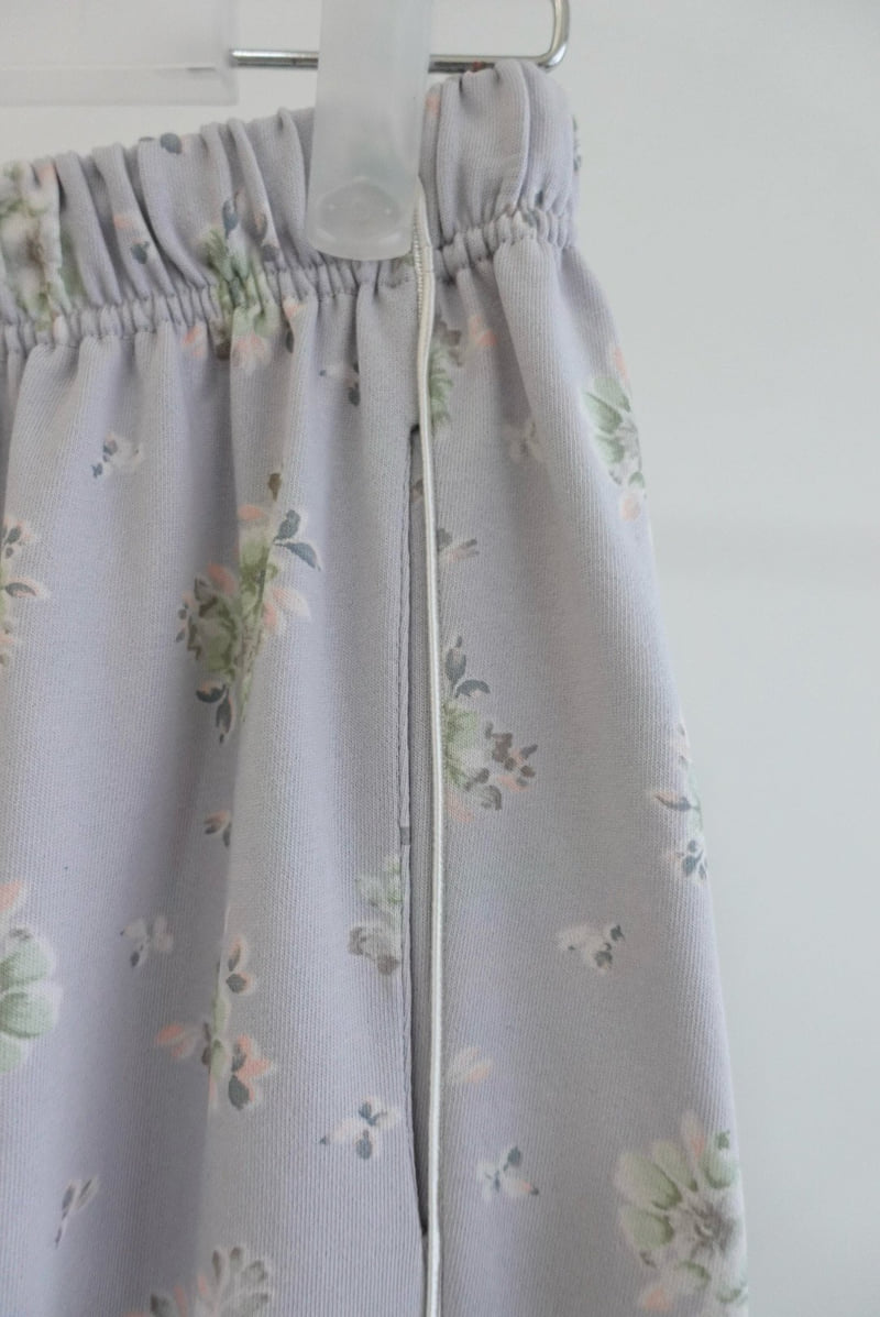 Awear - Korean Women Fashion - #vintagekidsstyle - Flower Jogger Pants - 4