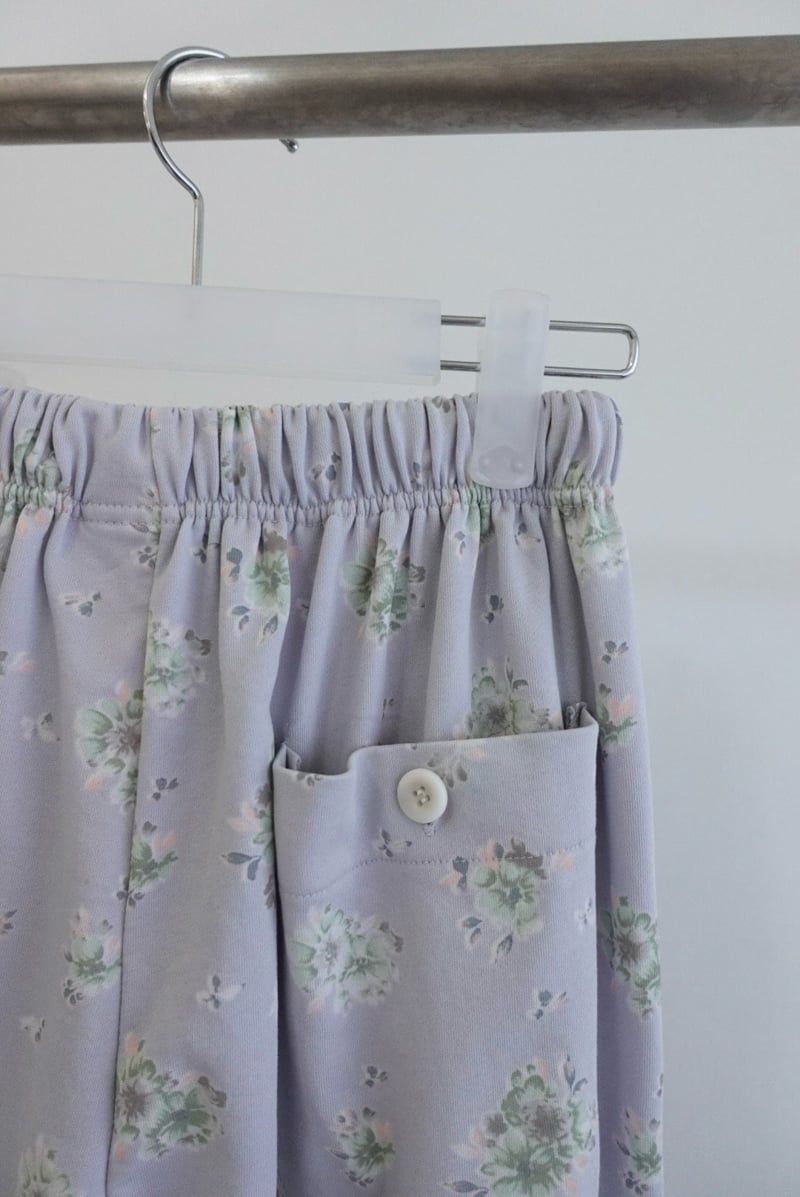 Awear - Korean Women Fashion - #restrostyle - Flower Jogger Pants - 5
