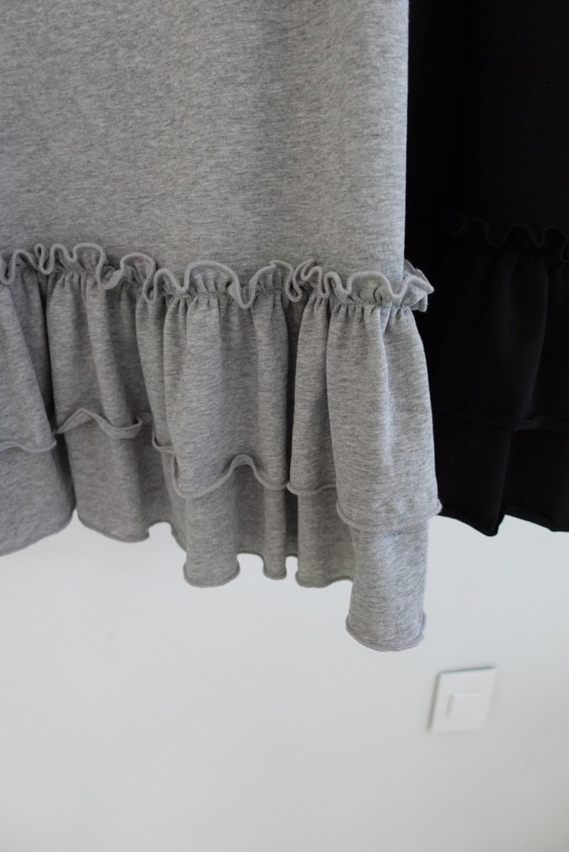 Awear - Korean Women Fashion - #romanticstyle - Studded Sleeveless Top - 3