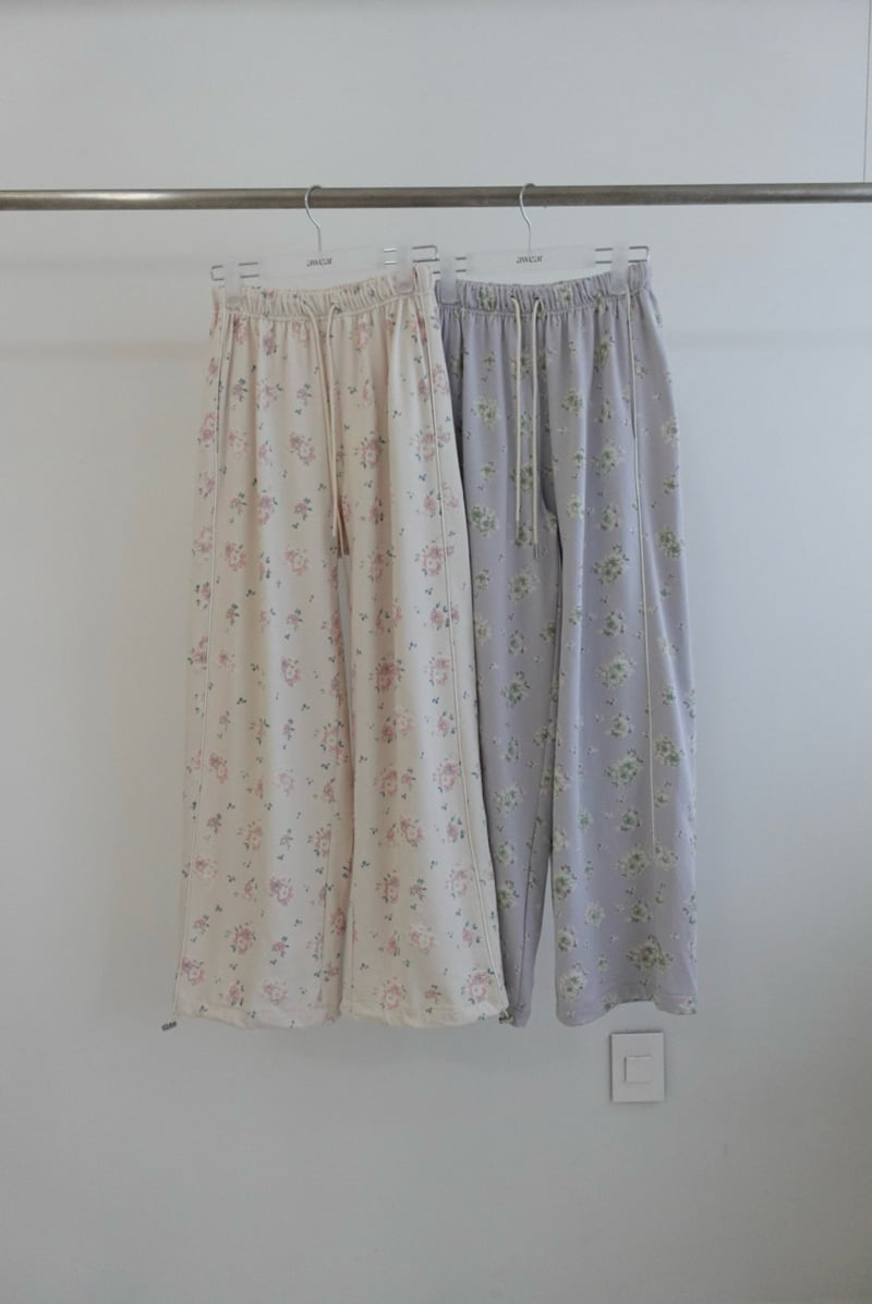 Awear - Korean Women Fashion - #womensfashion - Flower Jogger Pants