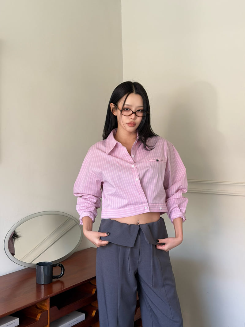 Baguette - Korean Women Fashion - #momslook - Lutern Crop Shirt - 2