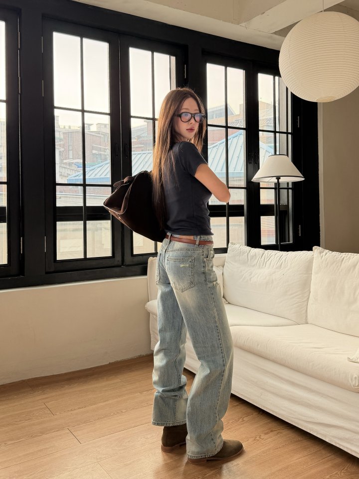 Baguette - Korean Women Fashion - #momslook - Label Straight Denim Pants - 4