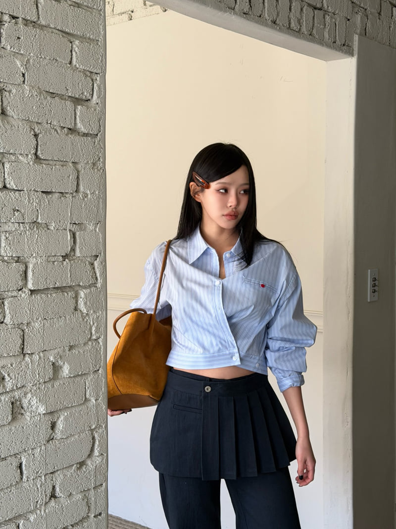 Baguette - Korean Women Fashion - #womensfashion - Lutern Crop Shirt - 9