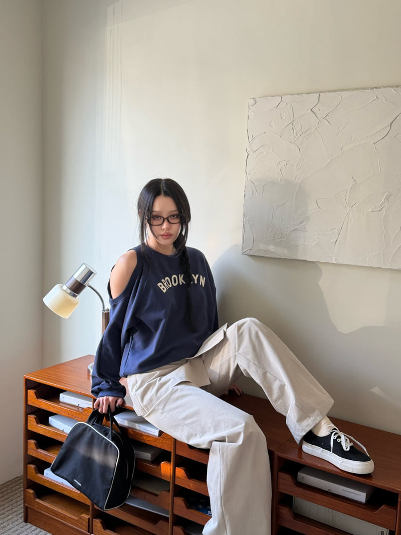 Baguette - Korean Women Fashion - #womensfashion - Brooklyn Sweatshirt - 3