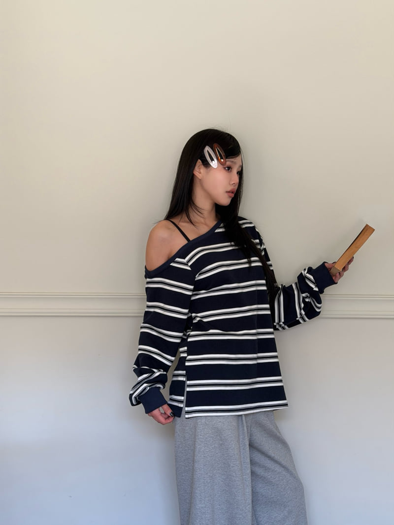 Baguette - Korean Women Fashion - #womensfashion - Off-Shoulder Sweatshirt - 2