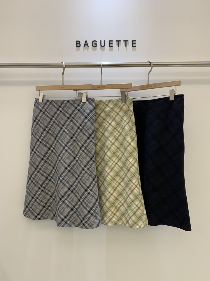 Baguette - Korean Women Fashion - #womensfashion - Hash Check Skirt
