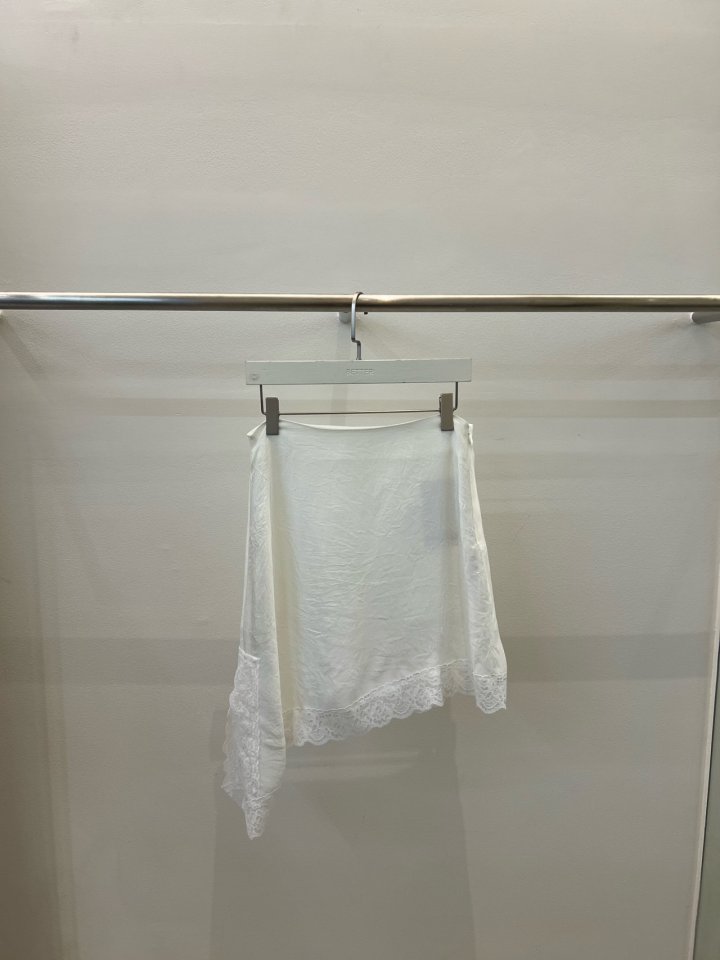 Better - Korean Women Fashion - #restrostyle - Bri Lace Skirt - 2
