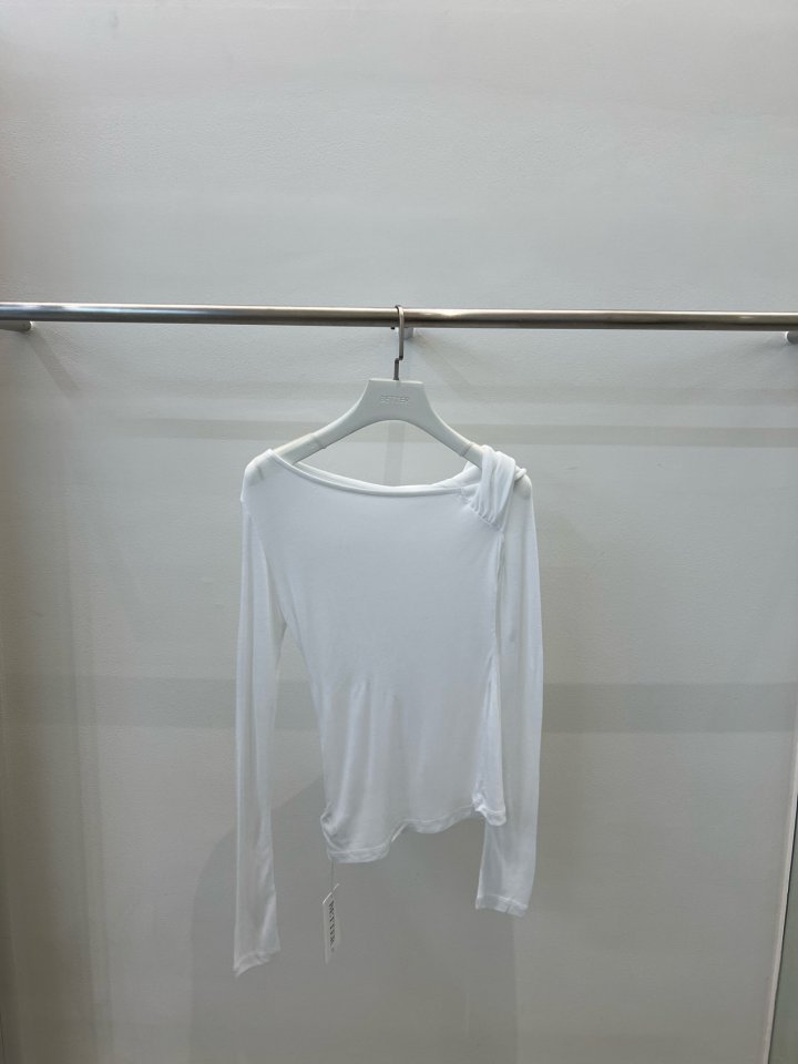 Better - Korean Women Fashion - #thatsdarling - Off-Shoulder Tee - 2