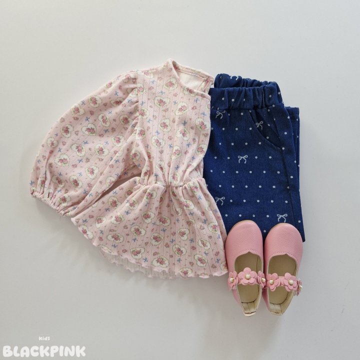 Black Pink - Korean Children Fashion - #kidsshorts - Eyelet Puff Blouse - 7