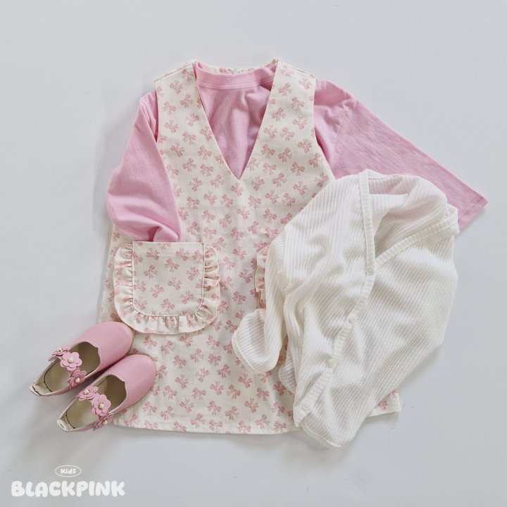 Black Pink - Korean Children Fashion - #kidzfashiontrend - Frill Pocket One-piece - 3