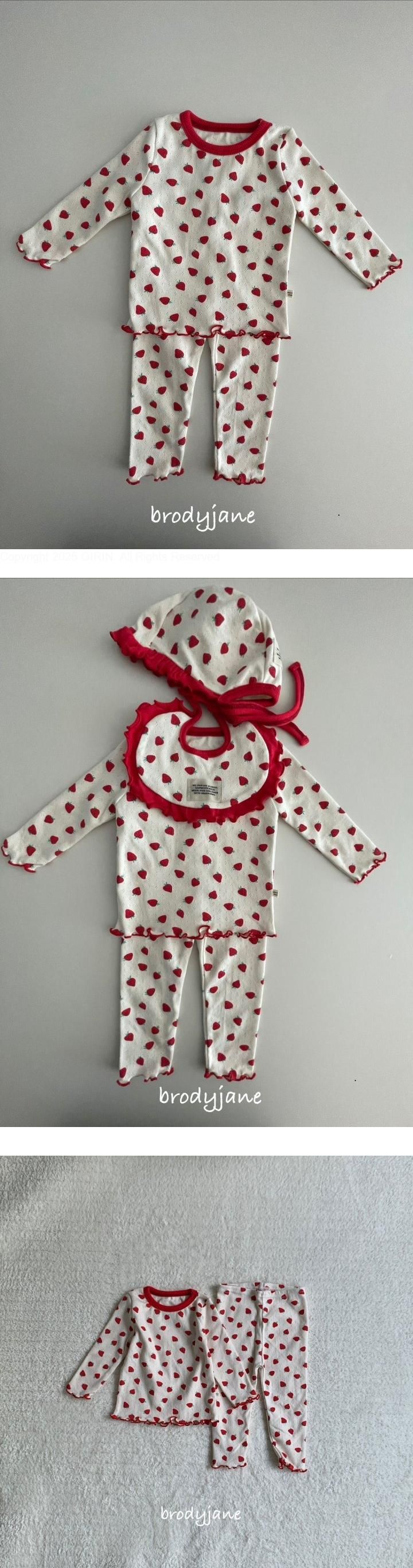 Brody Jane - Korean Baby Fashion - #babyfashion - Eyelet Strawberry Set-up