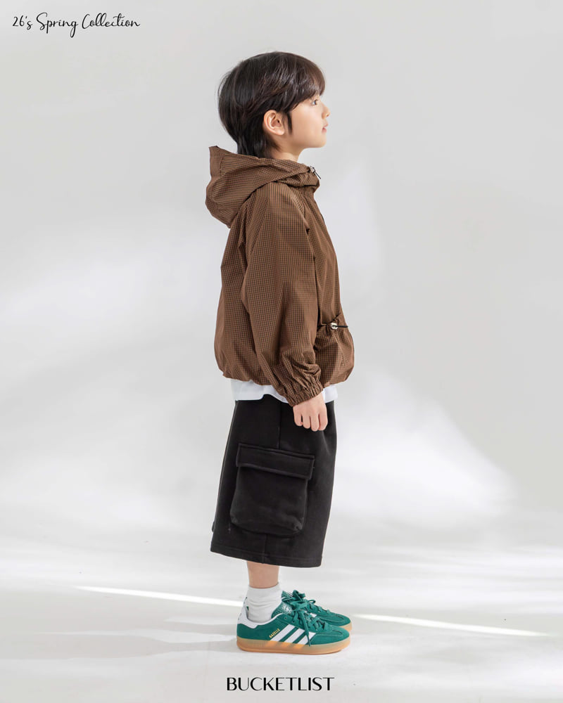 Bucket List - Korean Children Fashion - #prettylittlegirls - Embossed Cargo Bermuda Pants - 8