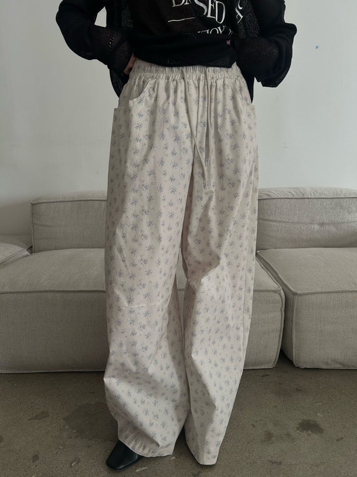Buckle - Korean Women Fashion - #womensfashion - Flower Wide Pants - 4