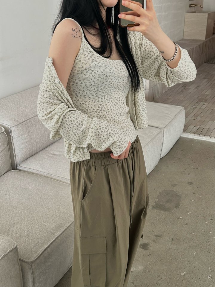 Buckle - Korean Women Fashion - #momslook - Floral Sleeveless Set - 11